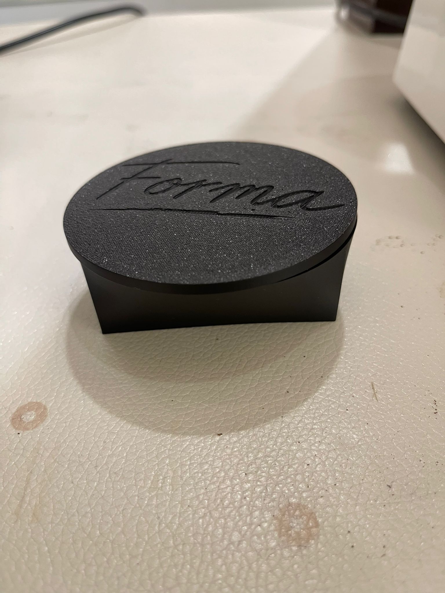 هوبر اكس بلوم ستيديو اسود