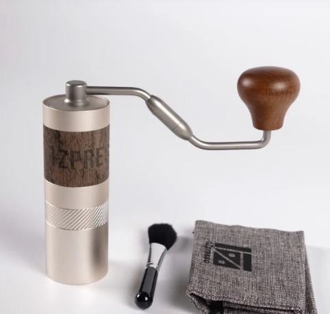 Q Grinder Silver طاحونة 